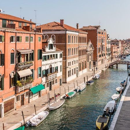 Sunny Nest Canal View In Venice Chic Movida Экстерьер фото