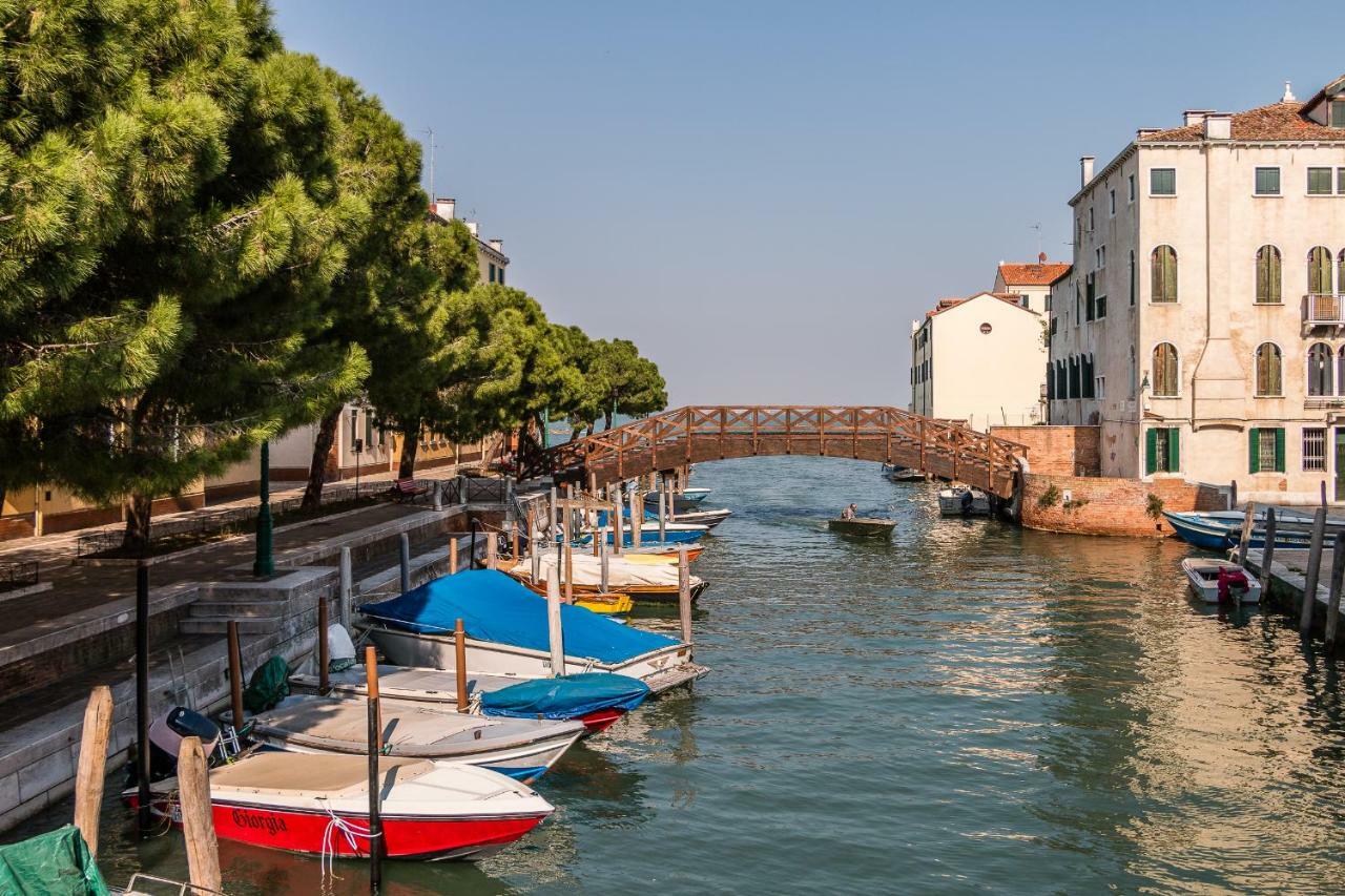 Sunny Nest Canal View In Venice Chic Movida Экстерьер фото