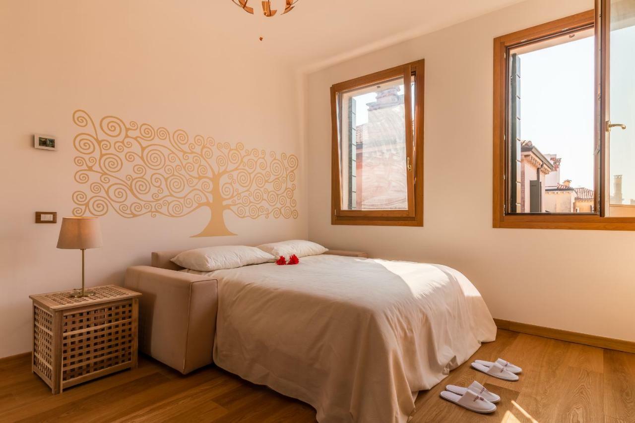 Sunny Nest Canal View In Venice Chic Movida Экстерьер фото